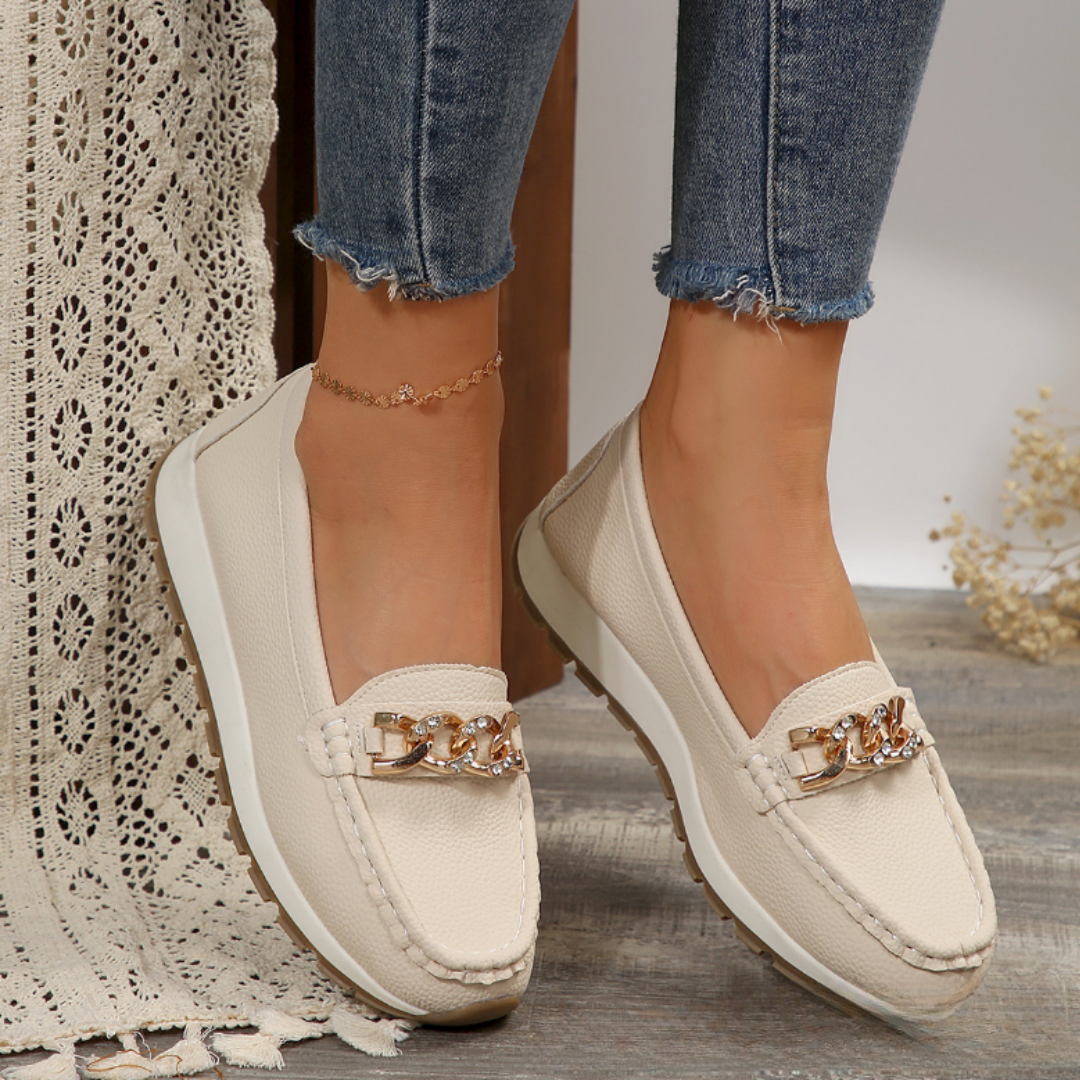 Evelyn - Diamond Buckle Loafers